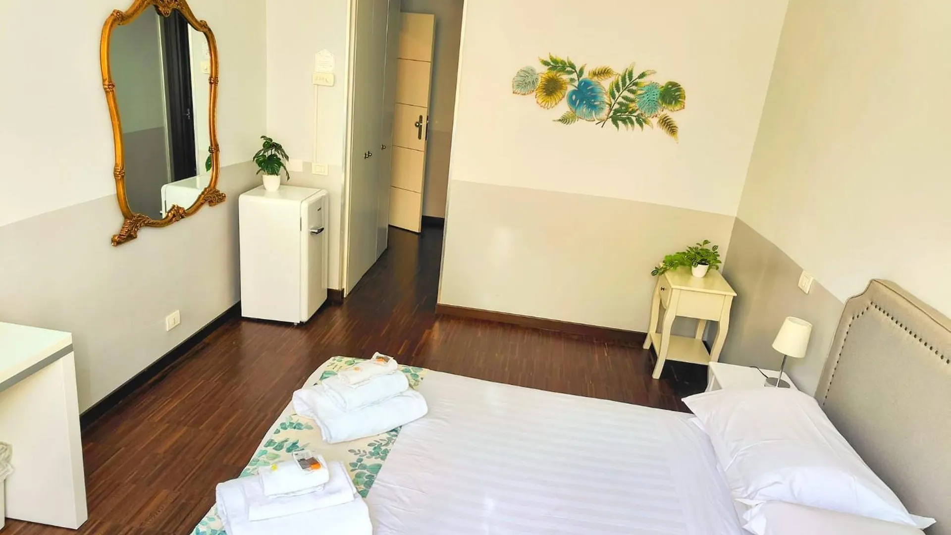 Hotel Dm69 - Termini Monti Crossroads Řím