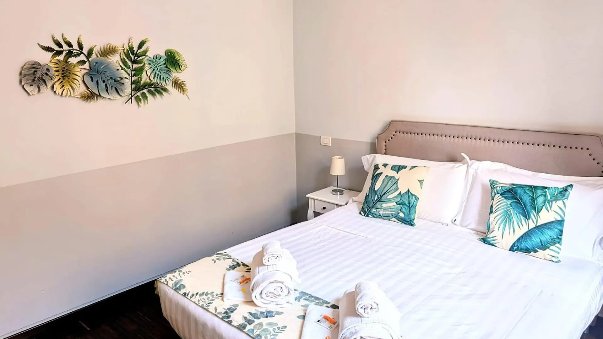 Hotel Dm69 - Termini Monti Crossroads Řím Itálie