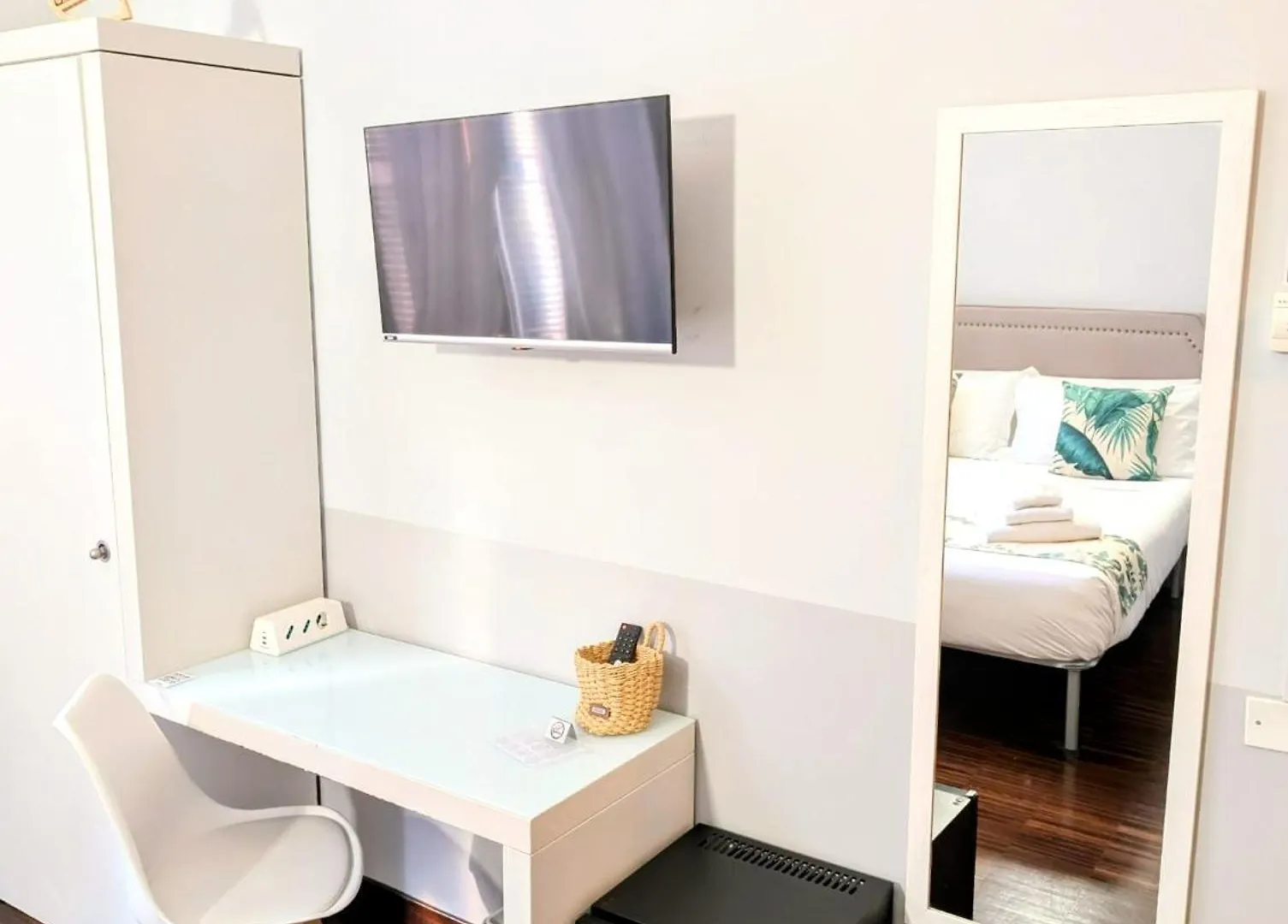 Penzion Hotel Dm69 - Termini Monti Crossroads Řím Itálie